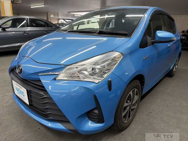 2017 Toyota Vitz