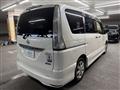 2013 Nissan Serena