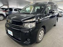 2011 Toyota Voxy