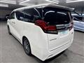 2016 Toyota Alphard Hybrid