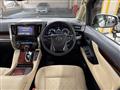 2015 Toyota Alphard Hybrid