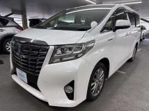 2015 Toyota Alphard Hybrid