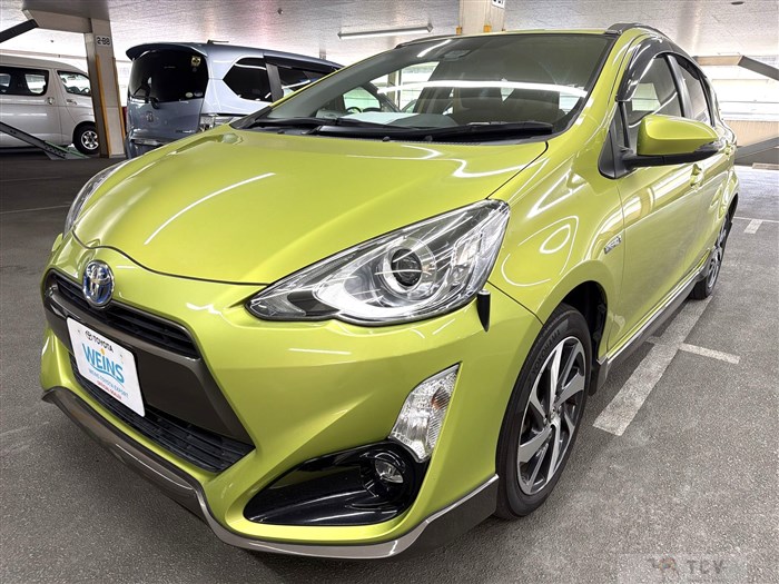 2016 Toyota AQUA