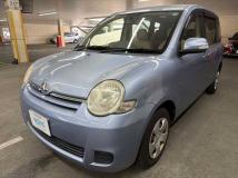 2011 Toyota Sienta