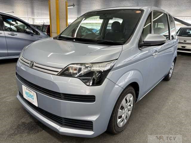 2016 Toyota SPADE