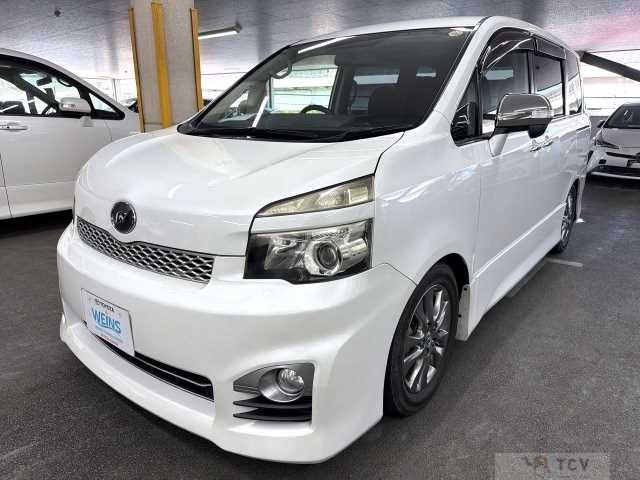 2011 Toyota Voxy