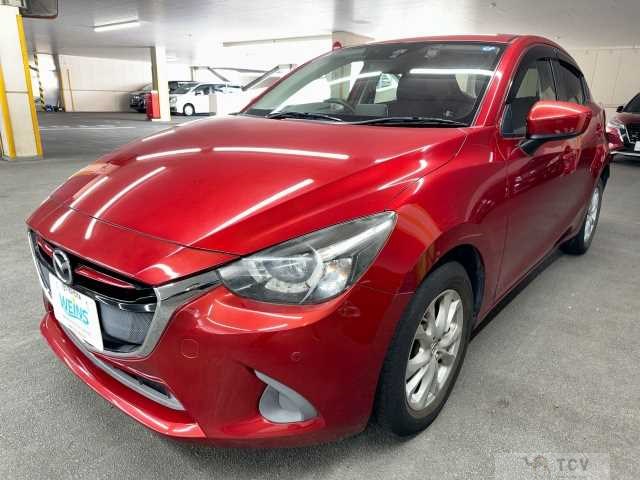 2014 Mazda Demio