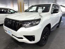2022 Toyota Land Cruiser Prado