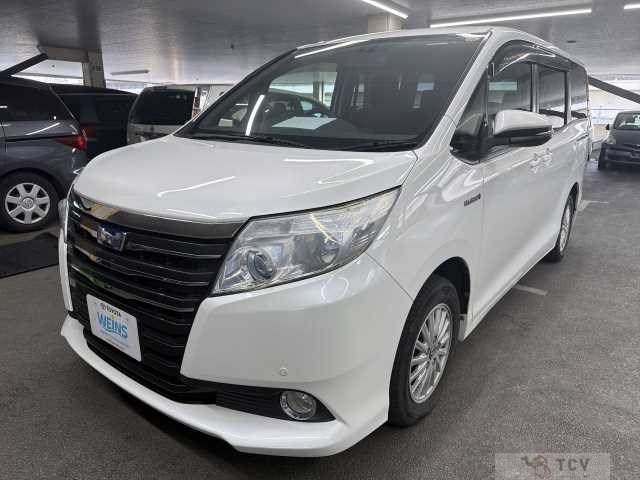 2014 Toyota Noah