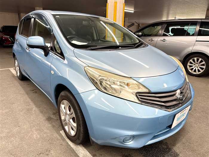 Nissan Note 2013 photo 5