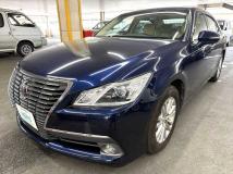 2013 Toyota Crown