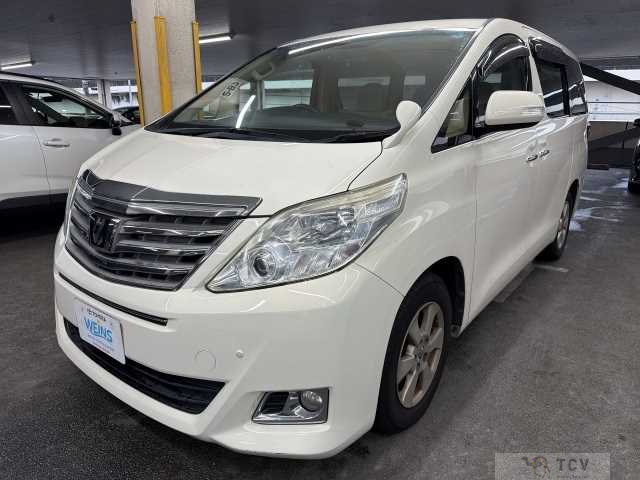 2013 Toyota Alphard