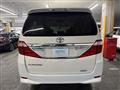 2013 Toyota Alphard
