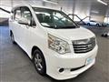 2013 Toyota Noah