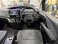 2013 Toyota Estima