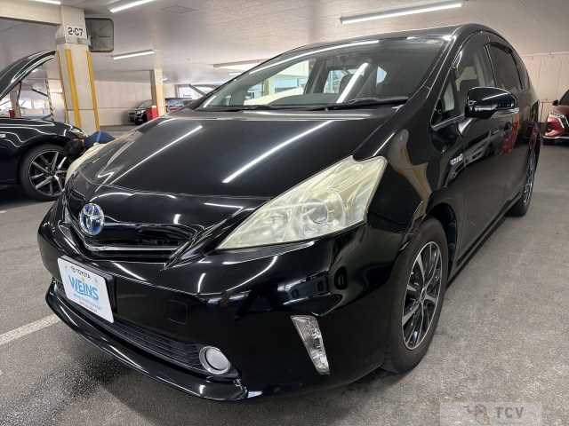 2011 Toyota PRIUS α