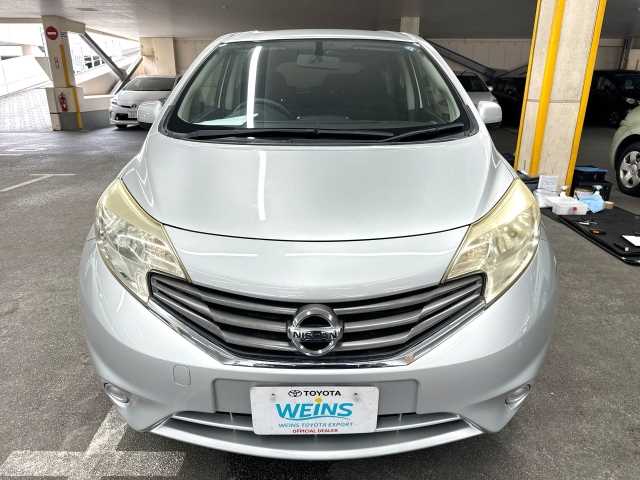 Nissan Note 2014 photo 2