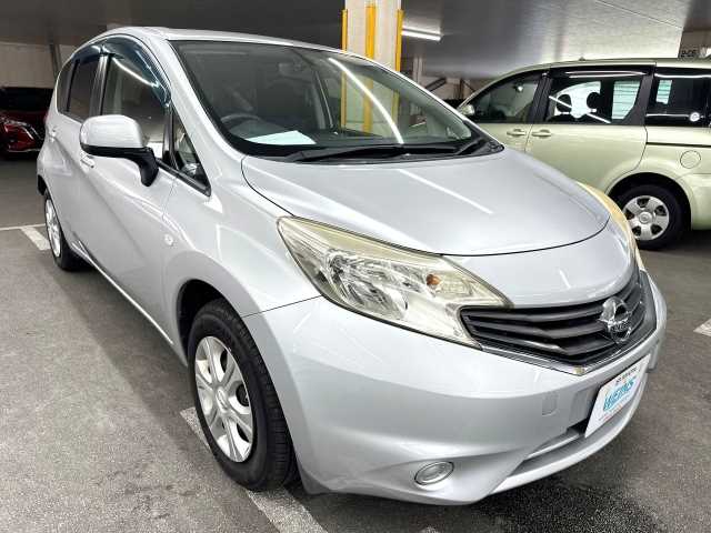 Nissan Note 2014 photo 3