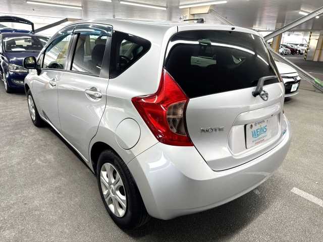 Nissan Note 2014 photo 4
