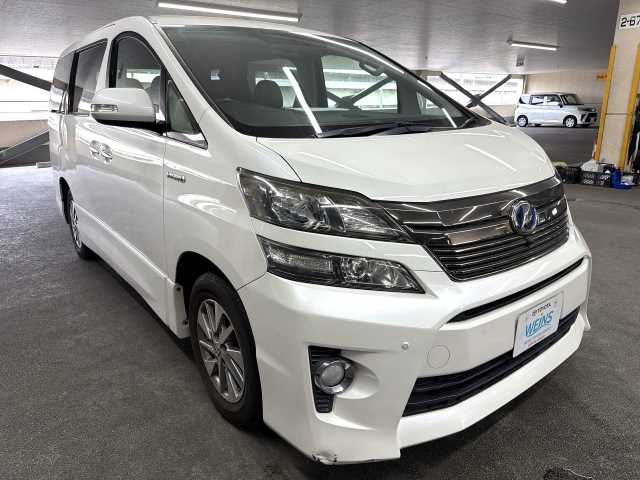 Toyota Vellfire 2012 photo 3