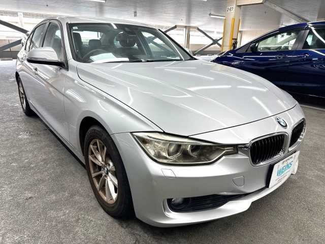 BMW 3 Series 2013 photo 3