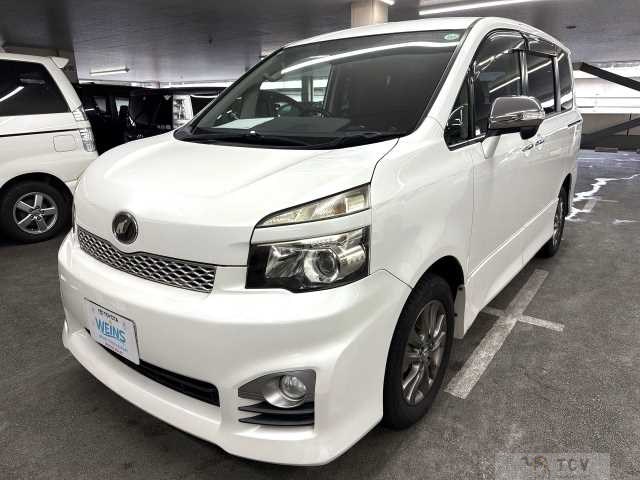 2011 Toyota Voxy