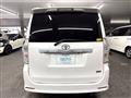 2011 Toyota Voxy