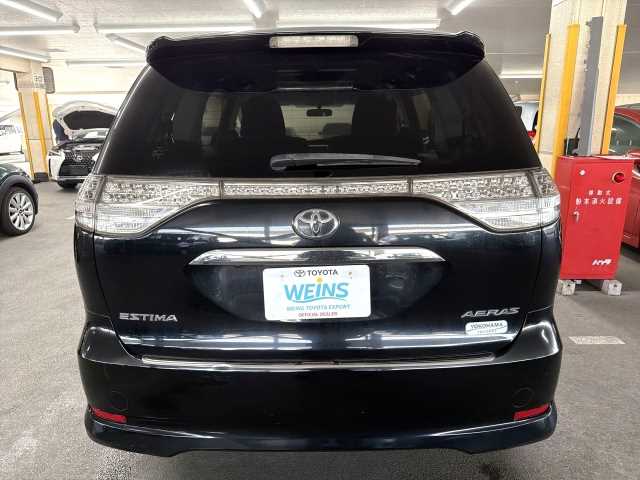Toyota Estima 2010 photo 5