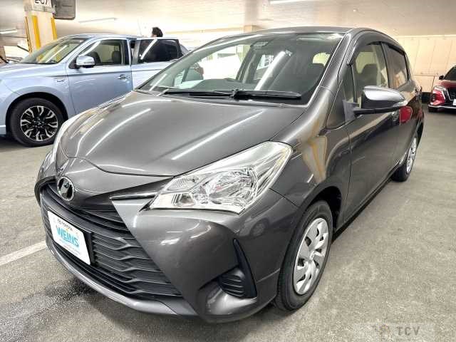 2017 Toyota Vitz