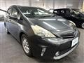 2013 Toyota PRIUS α