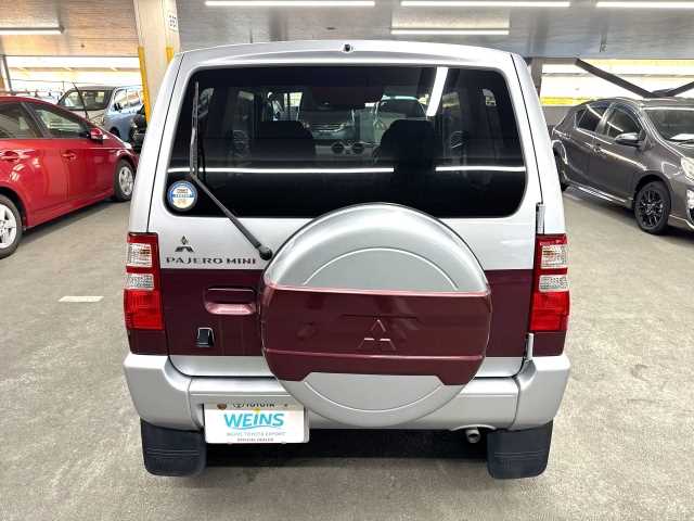 Mitsubishi Pajero Mini 2008 photo 5