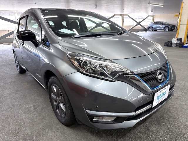 Nissan Note 2018 photo 4