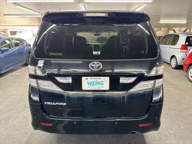 Toyota Vellfire 2010 photo 5