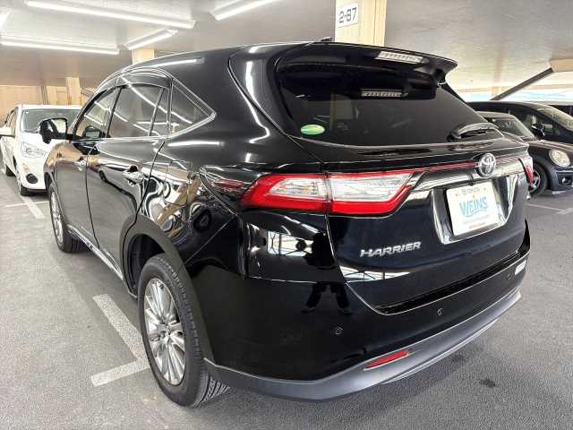 Toyota Harrier 2018 photo 4