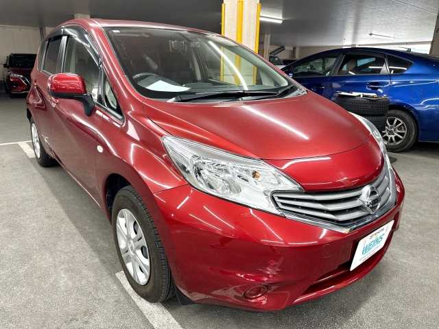 Nissan Note 2013 photo 3