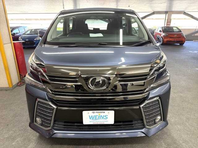 Toyota Vellfire 2016 photo 2