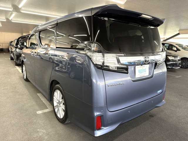 Toyota Vellfire 2016 photo 4