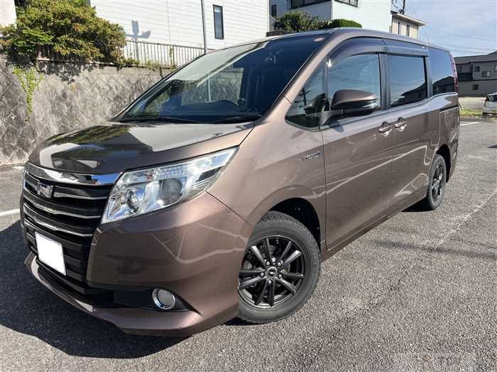 2014 Toyota Noah