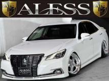 2016 Toyota Crown Royal Series