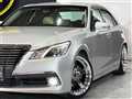 2013 Toyota Crown Royal Series