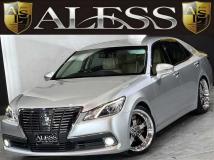 2013 Toyota Crown Royal Series