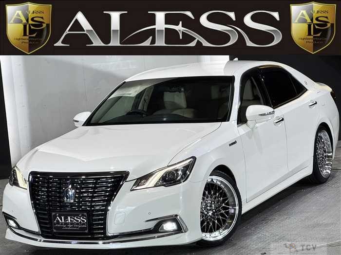 2015 Toyota Crown Royal Series