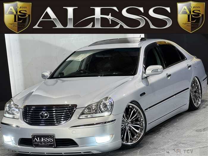 2004 Toyota Crown Majesta