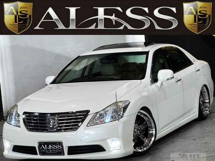 2011 Toyota Crown