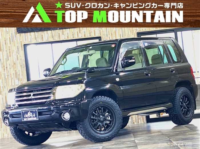 2004 Mitsubishi Pajero iO