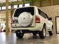2004 Mitsubishi Pajero