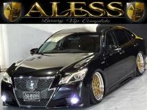 2013 Toyota Crown Hybrid