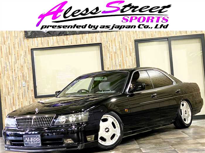 Nissan Laurel