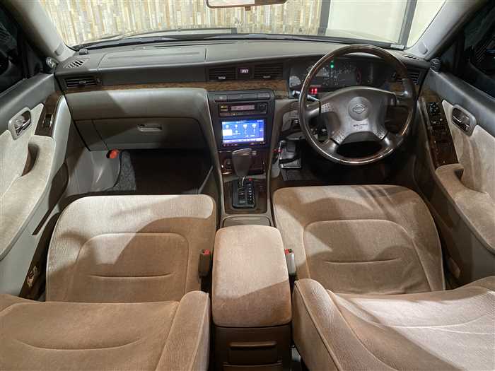 Nissan Laurel 2002 photo 4