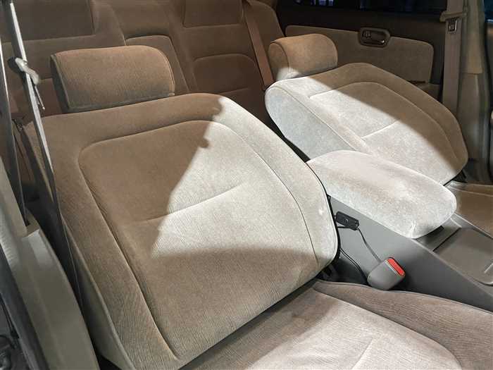 Nissan Laurel 2002 photo 5